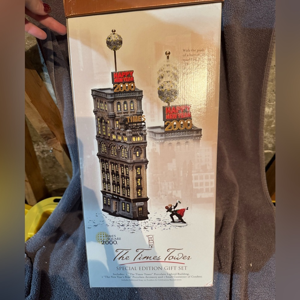 Department 56 Times Tower